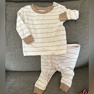 Lake Pima baby pajamas 9-12 months